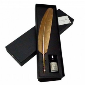 Conjunto de Escritura con Pluma de Ave en Color Oro y Tintero
