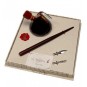 Conjunto Escritura Pluma Madera Tintero Jarra y 2 Plumillas