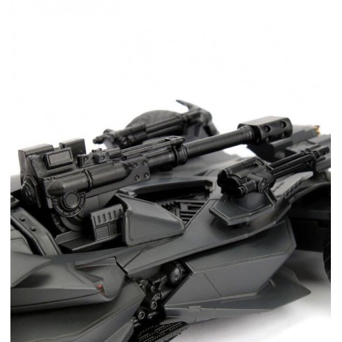 Batmovil Liga de La Justicia con Figura Batman - Escala 1:24