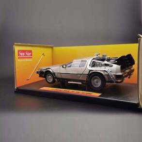 Coche Regreso al Futuro 1983 DeLorean Escala:1:18 Metálico