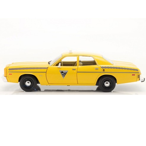 Taxi Dodge Monaco "Rocky III" (1982) Escala: 1:18