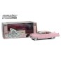 Coche Cadillac Fleetwood Serie 60 (1955) Rosa Escala 1:24