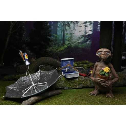 Figura E.T. Deluxe con Pecho con Iluminación LED 40 Aniversario Articulada 12 cm