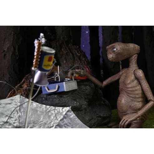 Figura E.T. Deluxe con Pecho con Iluminación LED 40 Aniversario Articulada 12 cm