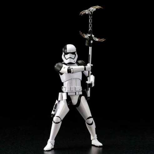 Star Wars First Order Stormtrooper Executioner Artfx+