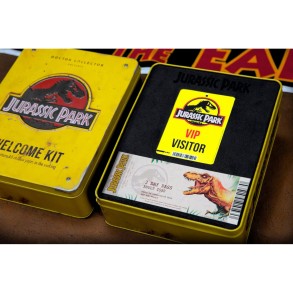 Kit Jurassic Park Caja de Metal 2