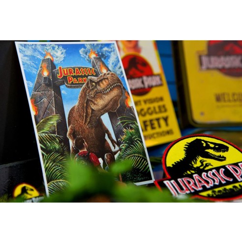 Kit Jurassic Park Caja de Metal