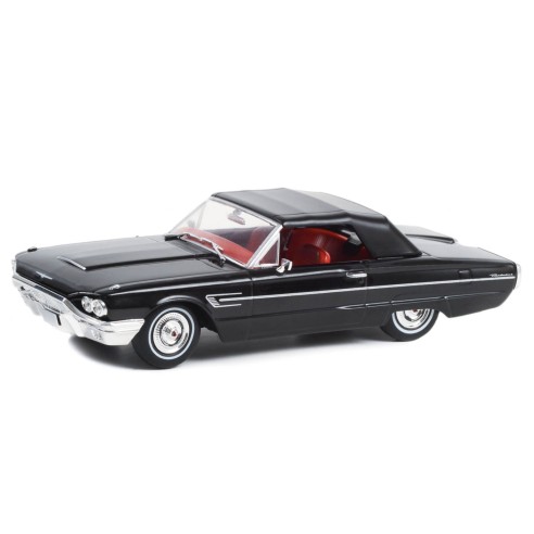 Coche Ford Mustang Coupé "Creed II" (1967) Escala 1:18