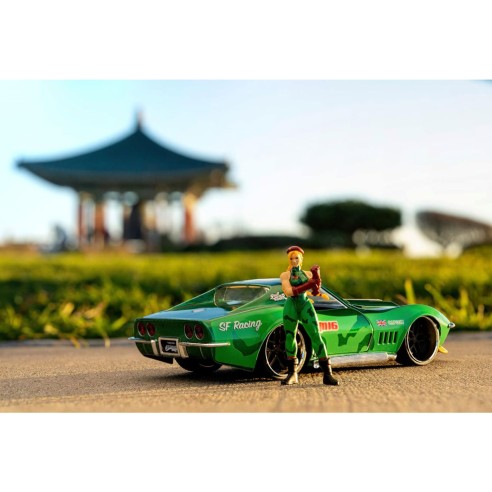 Coche Cammy 1969 Chevrolet Corvette Street Fighter II con Figura Escala 1:24
