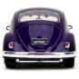 Coche Wednesday Adams & Thing 1972 Volkswagen Beatle con Figura Escala 1:24