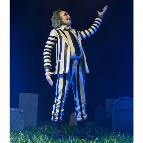 Figura Beetlejuice Traje a Rayas Blanco y Negro 18 cm