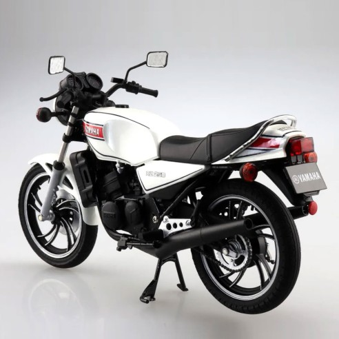 Réplica Motocicleta Yamaha RZ250 Blanco Perlado 17,5 cm - Escala 1:12