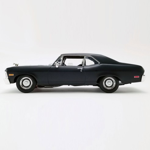 Coche Chevrolet Nova A Prueba de Muerte (1969)  Escala 1:18