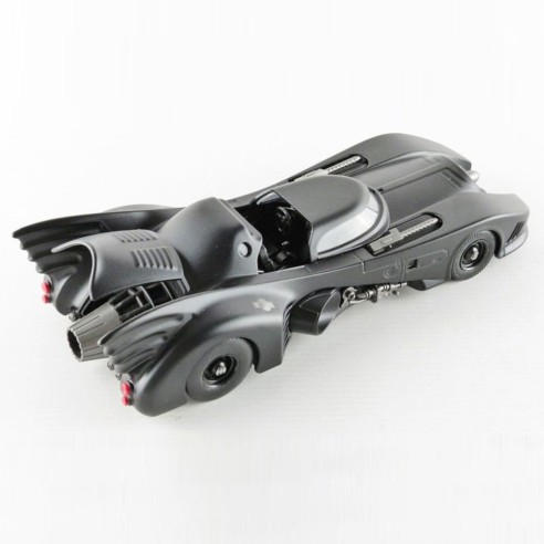 Coche Batmobile Batman Returns con Figura de Batman  Escala 1:24