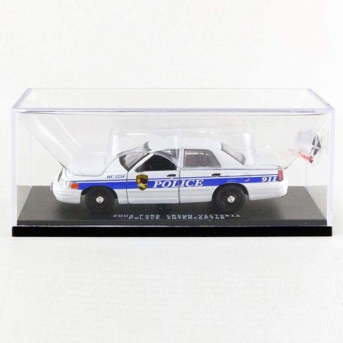Ford Crown Victoria Police Interceptor MacGyver (2003) Escala: 1:43