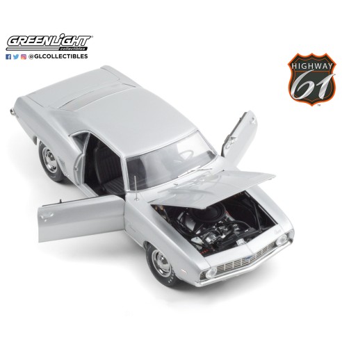 Coche Chevrolet Camaro ZL1 - Barrett Jackson Highway 61 Escala: 1:18