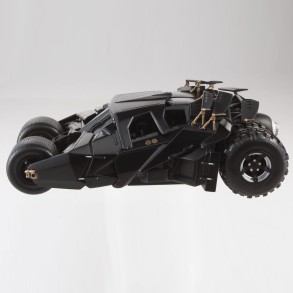 Coche Batmobile Batman - The Dark Knight con Figura de Batman - Escala 1:24 2