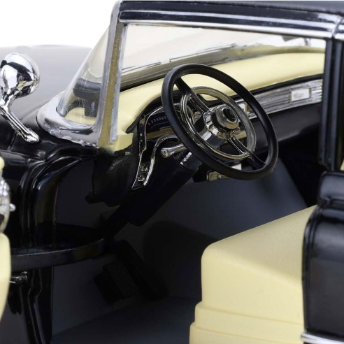 Coche Cadillac Fleetwood Serie 60 (1955) "El Padrino '72" Escala 1:18