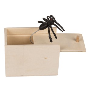 Araña en Caja de Madera